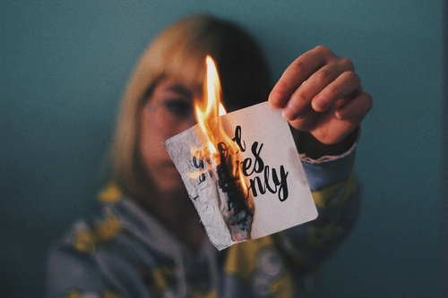 How to Stop Regretting Your Past Decisions: Reframe What They Mean