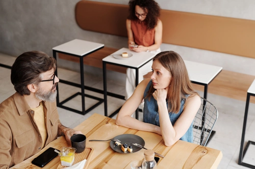 How Do You Know If You Are a People Pleaser