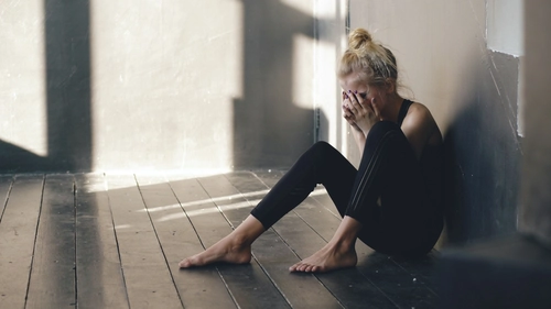 How to Stop Living in the Past and Start Feeling Like Yourself Again