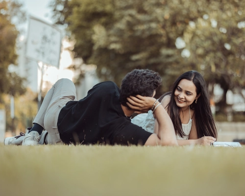 Can Couples Read Each Other's Minds? No, And Here's Why
